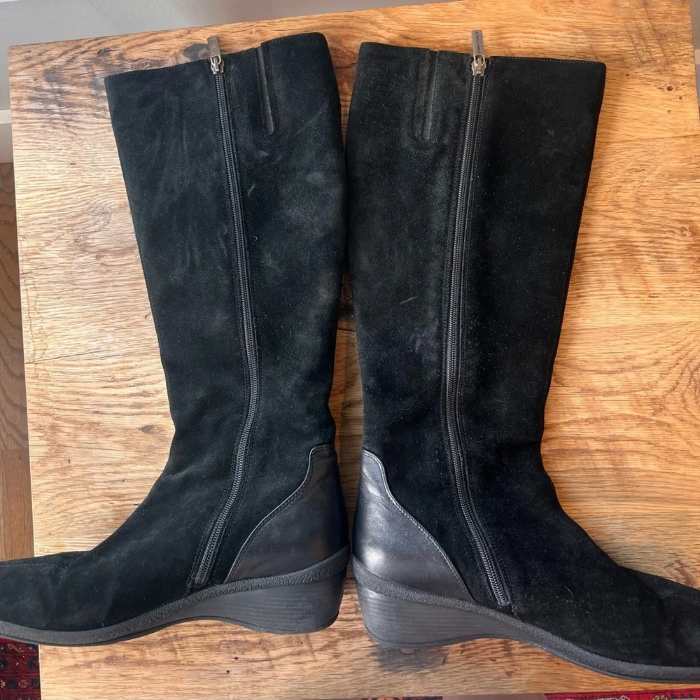 Aquatalia by Marvin K Women's 'Minnow' Black  Suede Wedge Knee Boots: Size 8.5 M